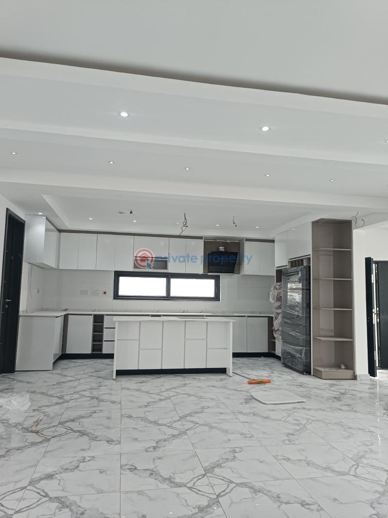4 bedroom Detached Duplex For Sale East Legon Accra - 1