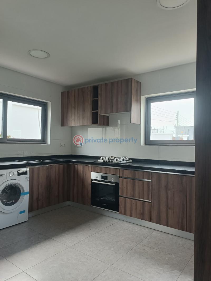4 bedroom Townhouse For Sale North Legon Accra - 11