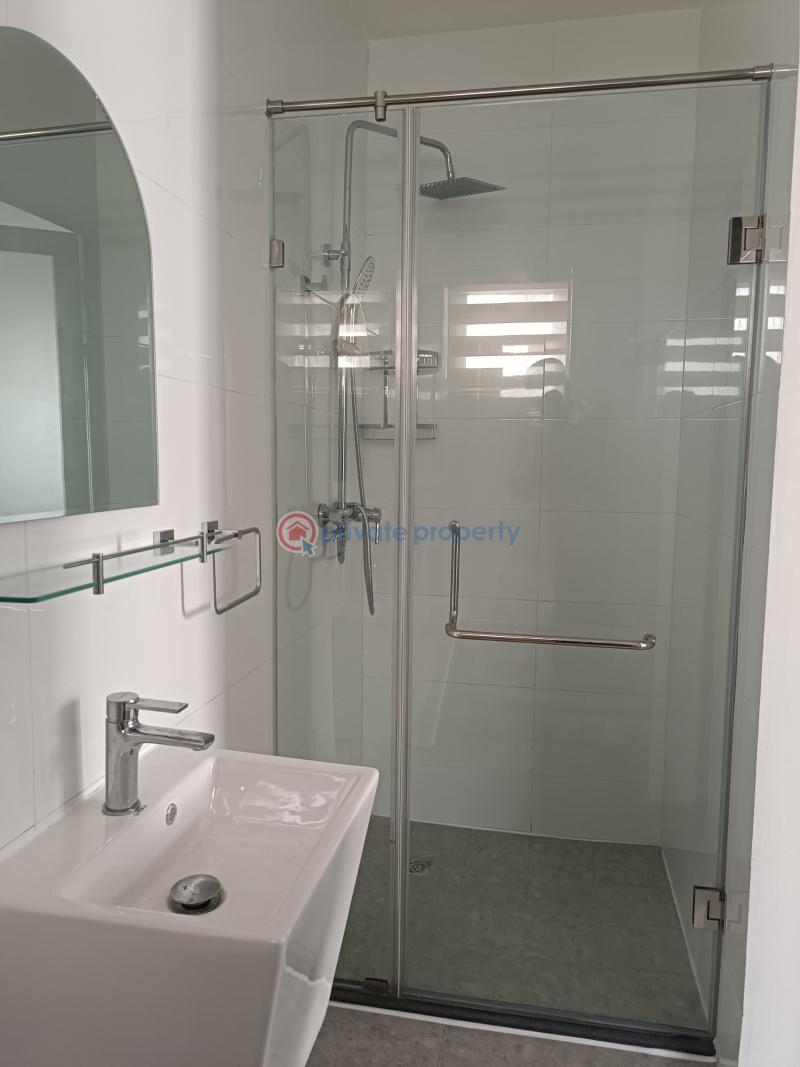 4 bedroom Townhouse For Sale North Legon Accra - 5