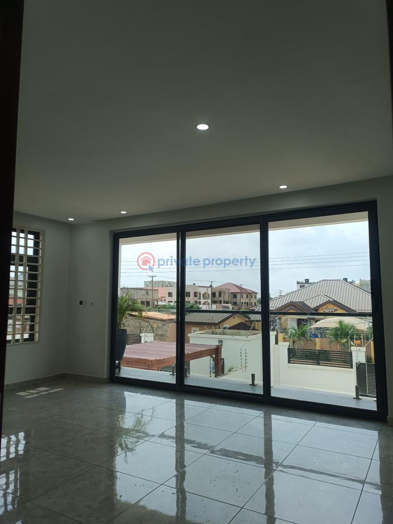 5 bedroom Detached Duplex For Sale Pantang Adenta Municipal Accra - 4