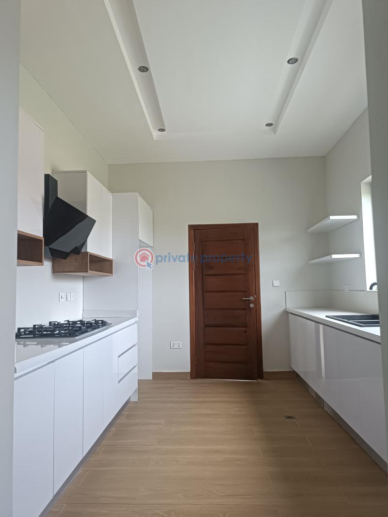 5 bedroom House For Sale Adenta Municipal Accra - 7