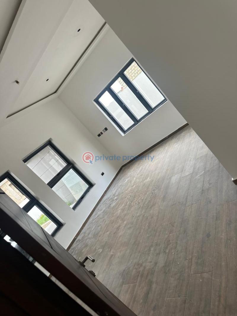 5 bedroom House For Sale Lakeside Adenta Municipal Accra - 7