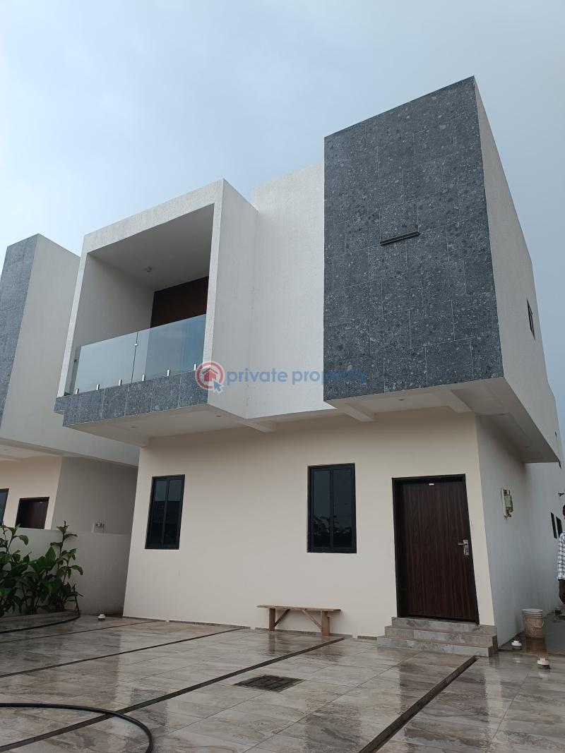 5 bedroom House For Sale Adenta Municipal Accra - 11