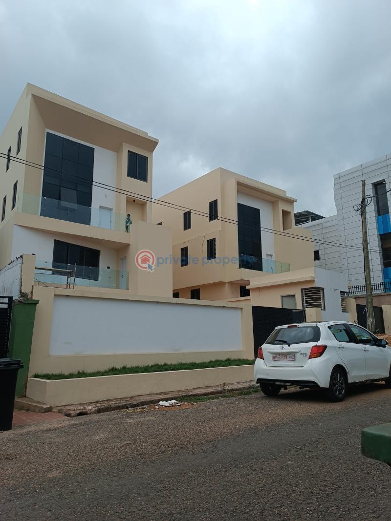 5 bedroom House For Sale Dzorwulu Accra - 12