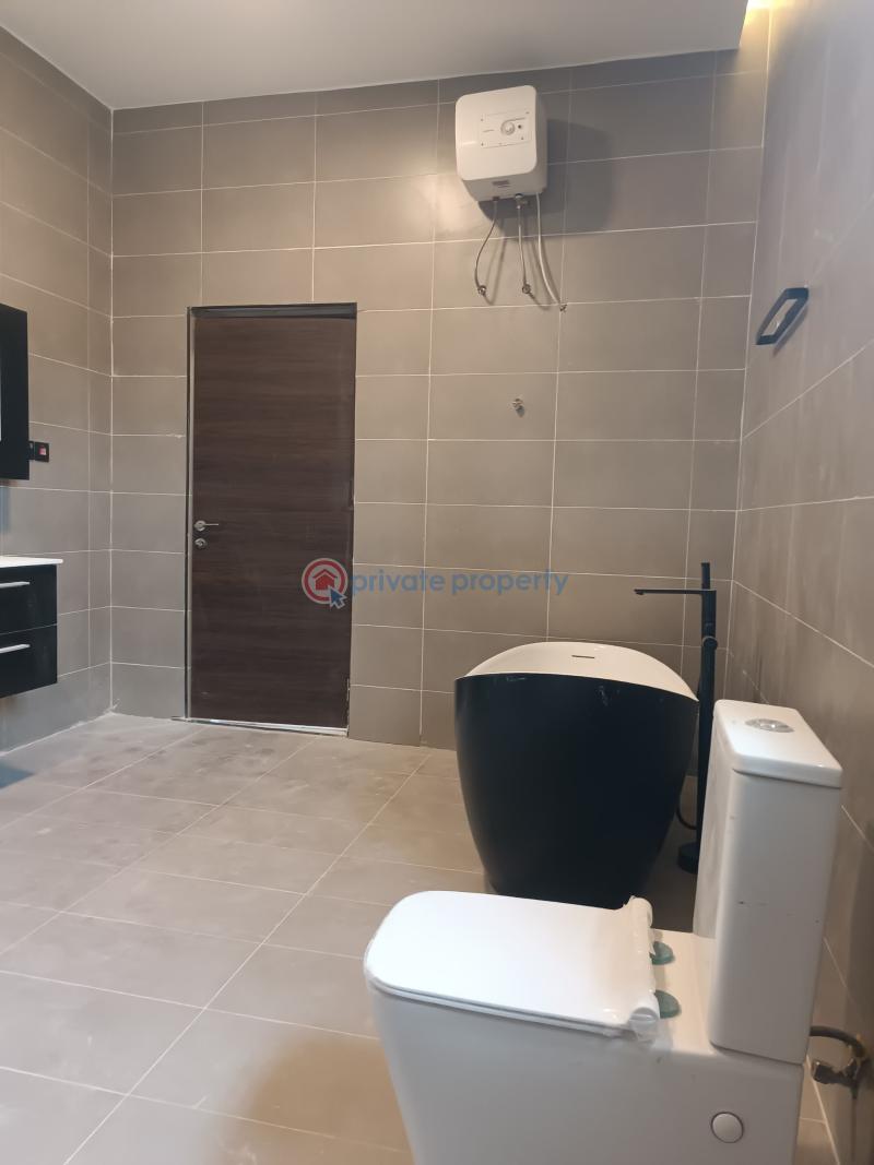 5 bedroom Detached Duplex For Sale Oyarifa Adenta Municipal Accra - 6