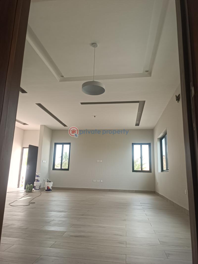 5 bedroom House For Sale Adenta Municipal Accra - 6