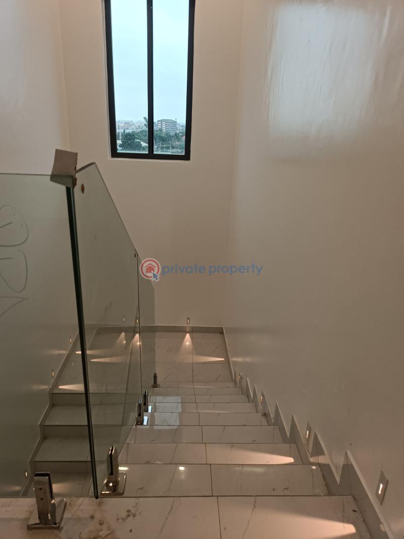 5 bedroom House For Sale Dzorwulu Accra - 7