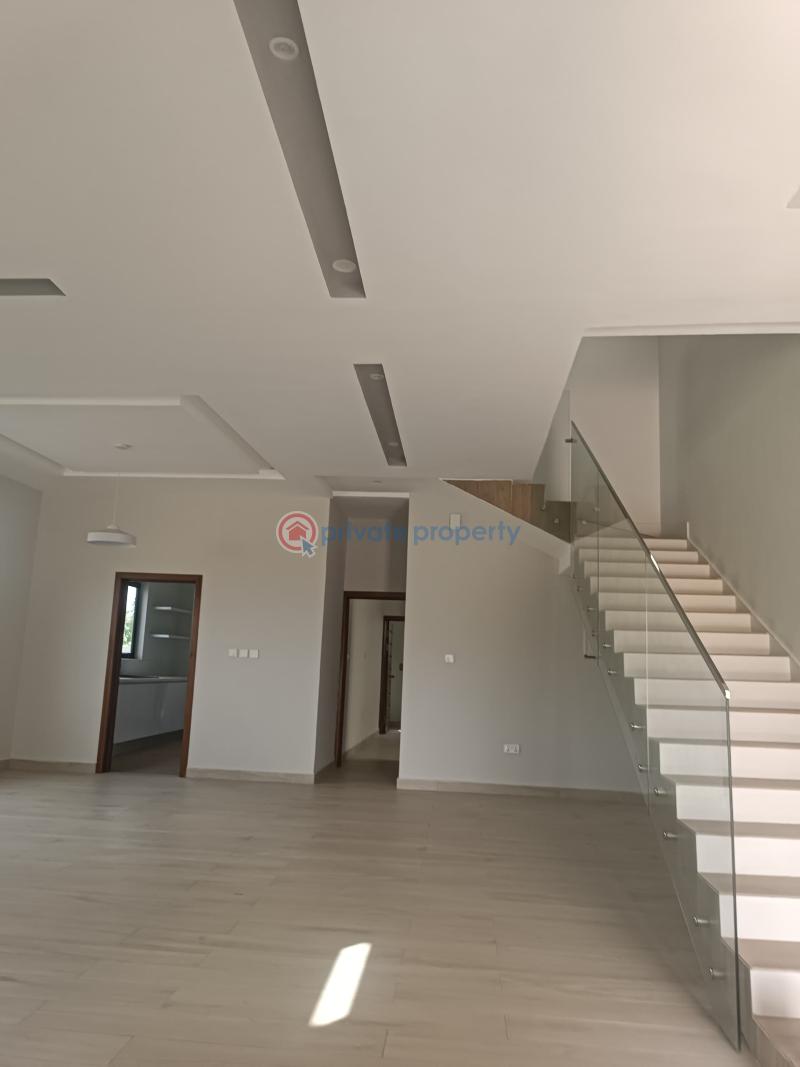 5 bedroom House For Sale Adenta Municipal Accra - 1