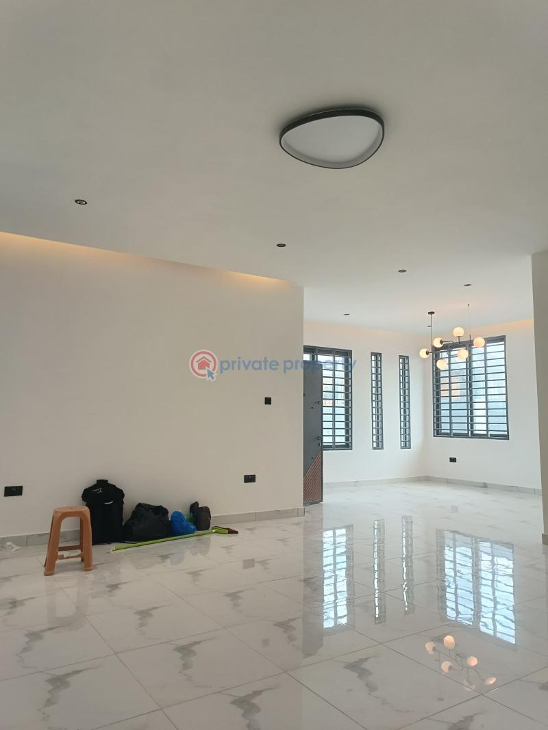 5 bedroom Detached Duplex For Sale Oyarifa Adenta Municipal Accra - 11