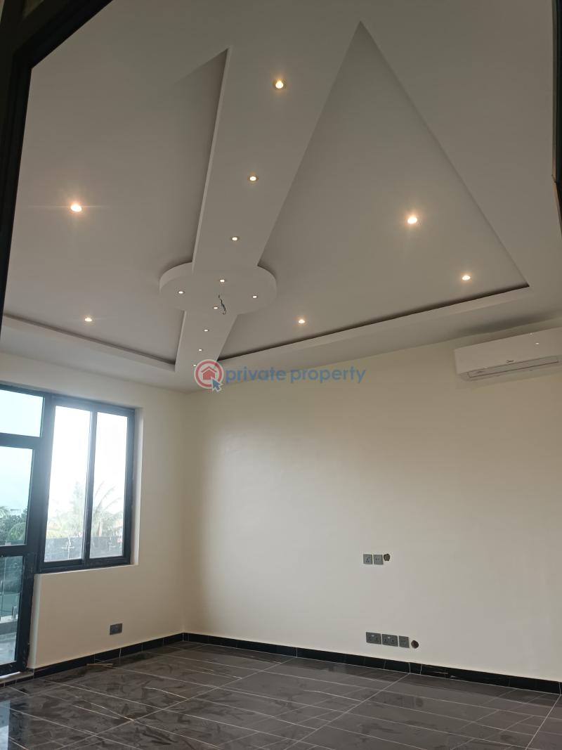 5 bedroom House For Sale Ogbojo East Legon Accra - 10