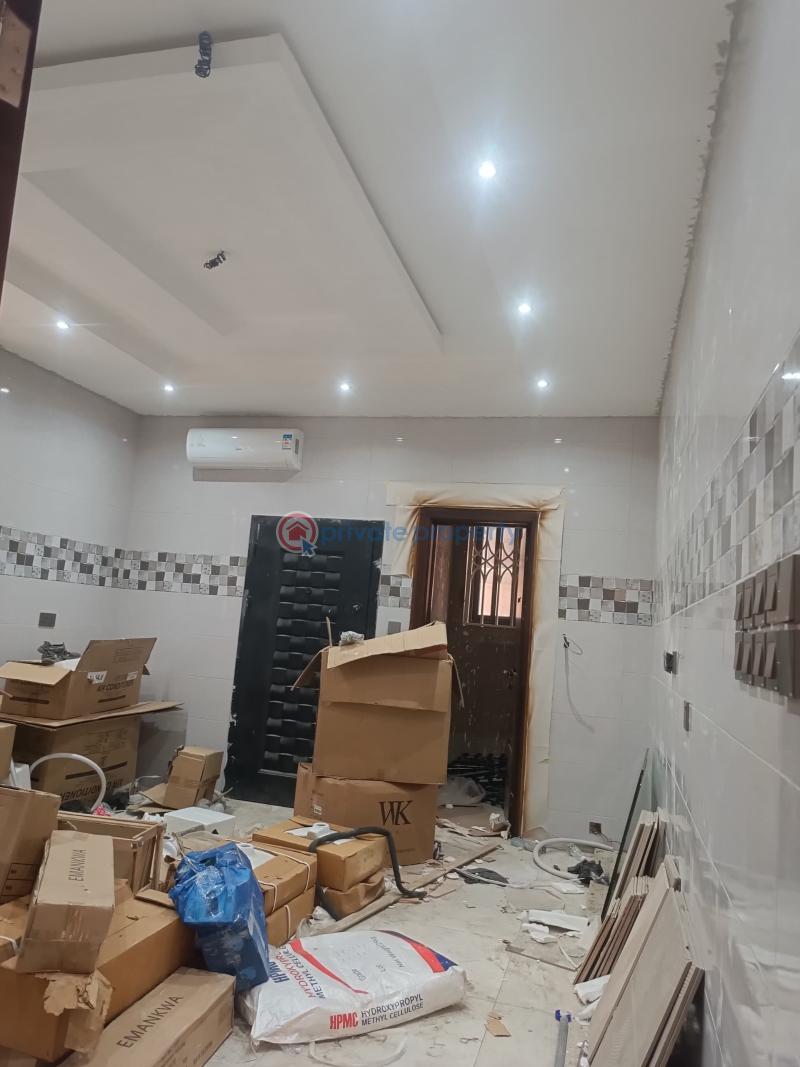 5 bedroom House For Sale Ogbojo East Legon Accra - 2