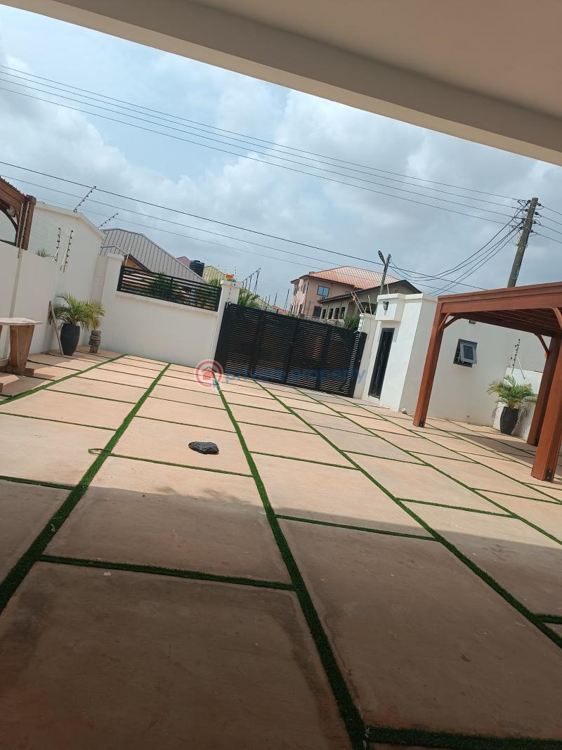 5 bedroom Detached Duplex For Sale Pantang Adenta Municipal Accra - 17