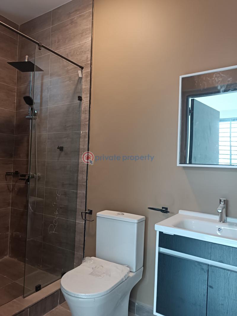 5 bedroom Detached Duplex For Sale Oyarifa Adenta Municipal Accra - 15