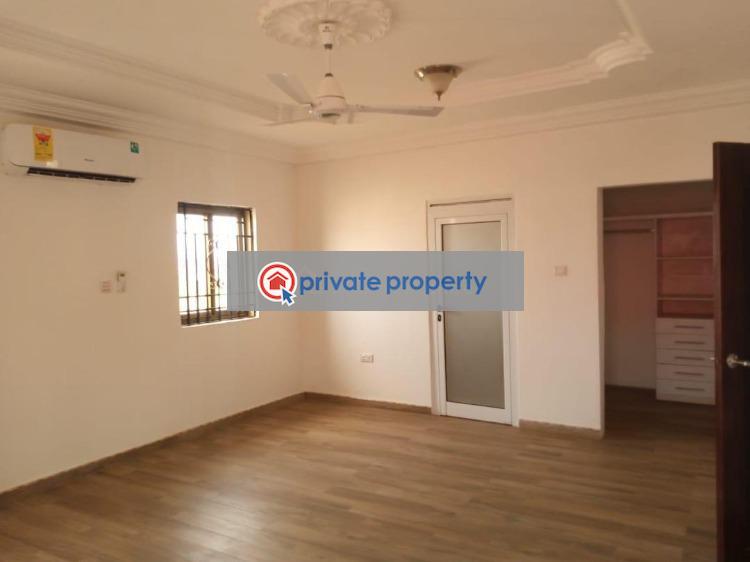 5 bedroom Detached Duplex For Sale &nbsp;community 25 Tema Accra - 7