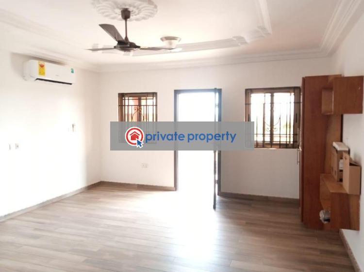 5 bedroom Detached Duplex For Sale &nbsp;community 25 Tema Accra - 6