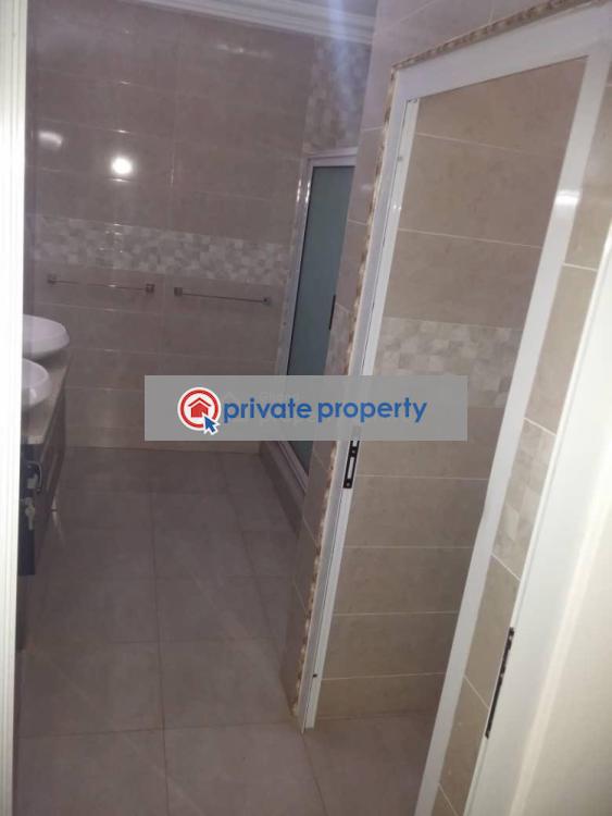 5 bedroom Detached Duplex For Sale &nbsp;community 25 Tema Accra - 9