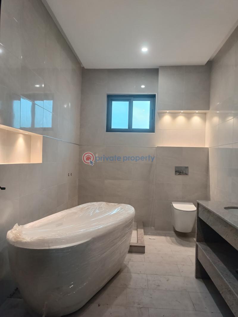 5 bedroom House For Sale Dzorwulu Accra - 3