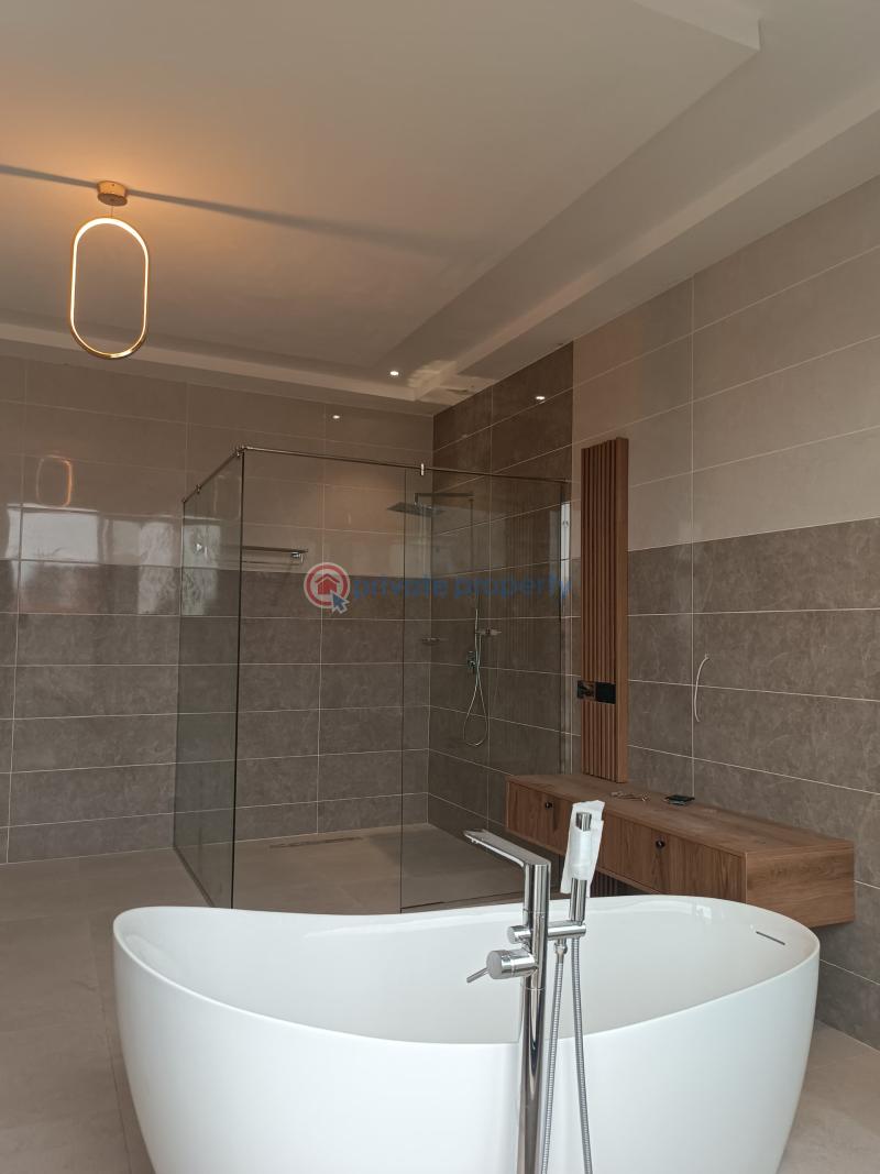 5 bedroom House For Sale East Legon Accra - 11