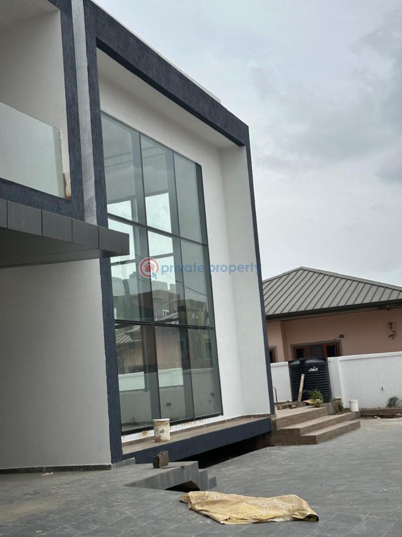 5 bedroom House For Sale Lakeside Adenta Municipal Accra - 14