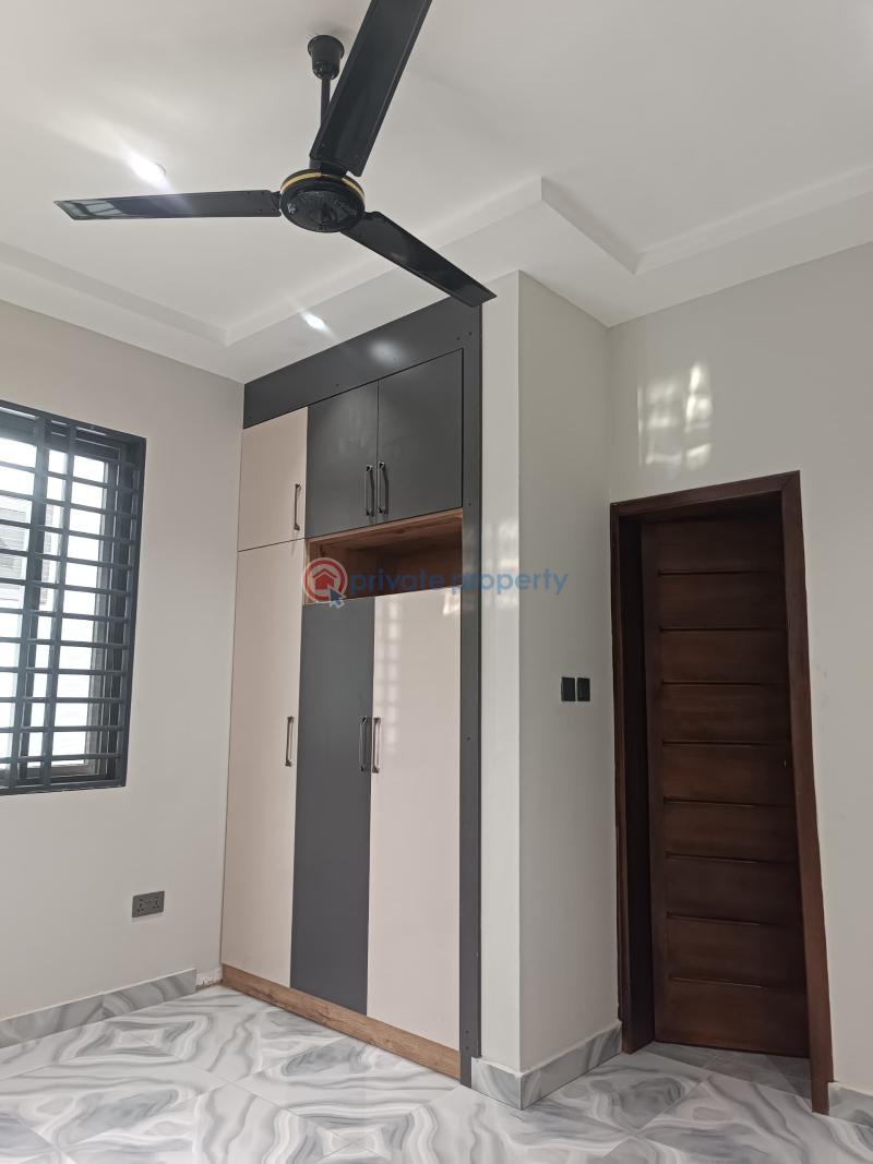 5 bedroom Detached Duplex For Sale Lakeside Estates. Adenta Municipal Accra - 2