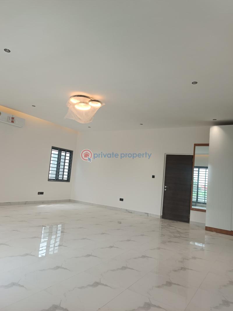 5 bedroom Detached Duplex For Sale Oyarifa Adenta Municipal Accra - 3
