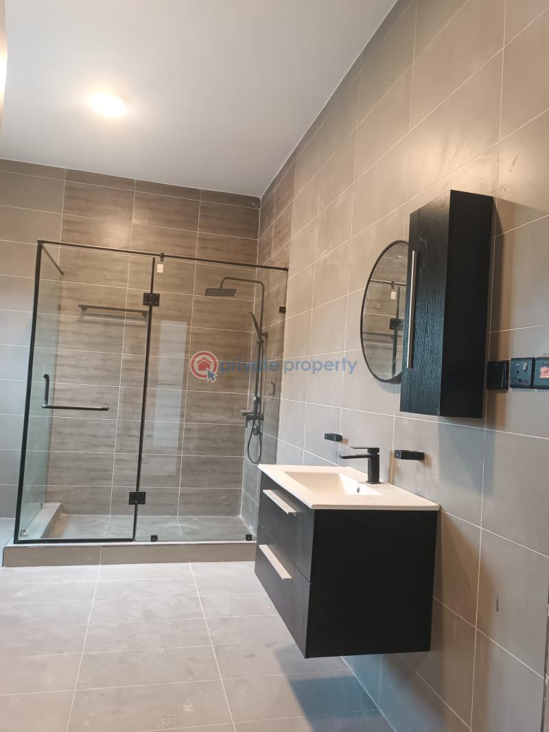 5 bedroom Detached Duplex For Sale Oyarifa Adenta Municipal Accra - 8