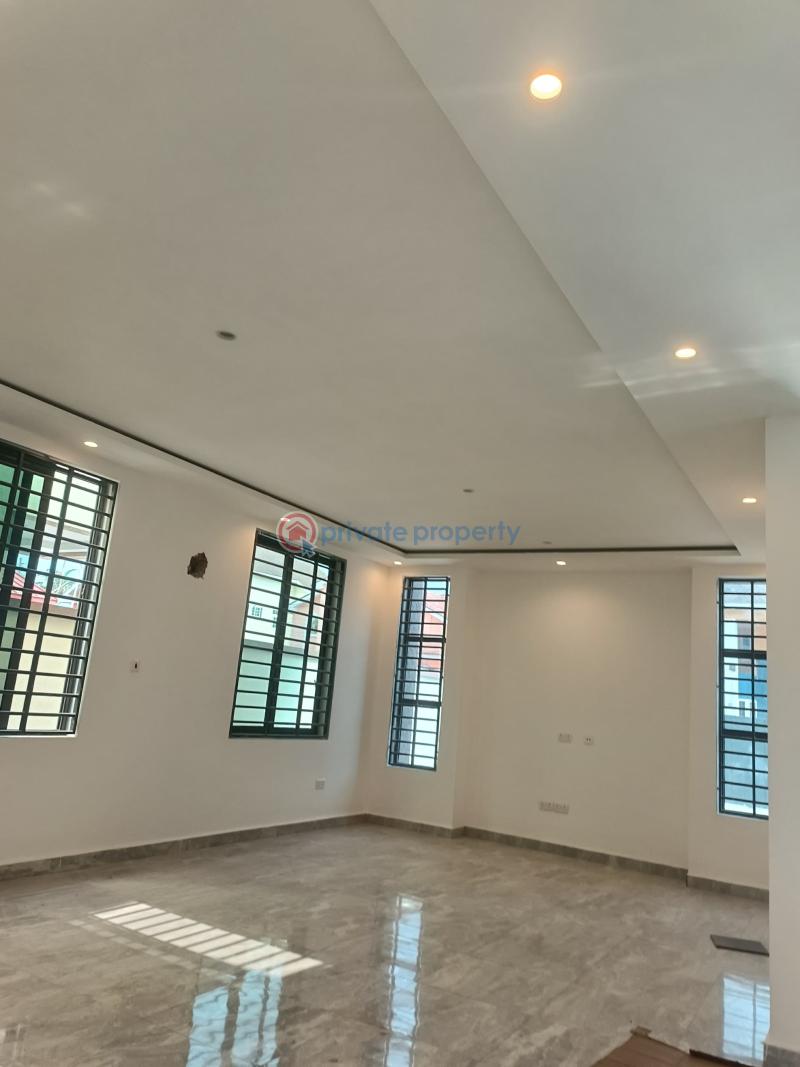 6 bedroom House For Sale East Legon Accra - 2