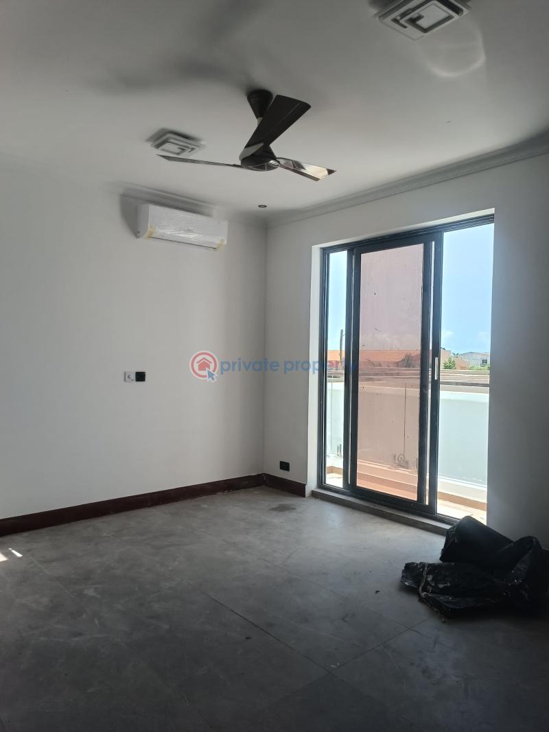 6 bedroom Detached Duplex For Sale Spintex Accra - 1