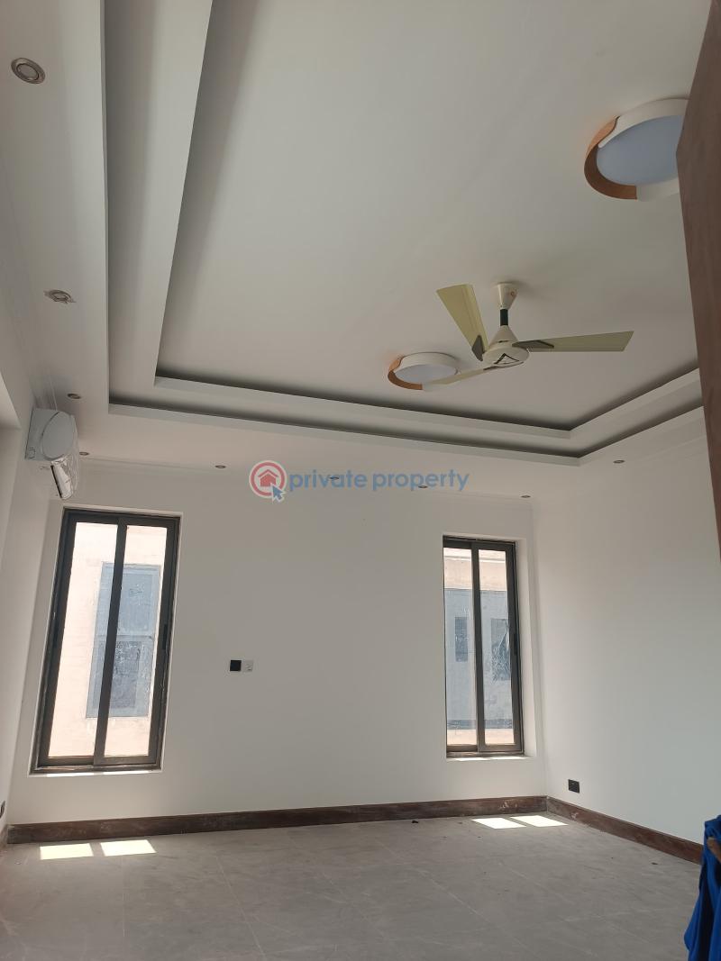 6 bedroom Detached Duplex For Sale Spintex Accra - 5