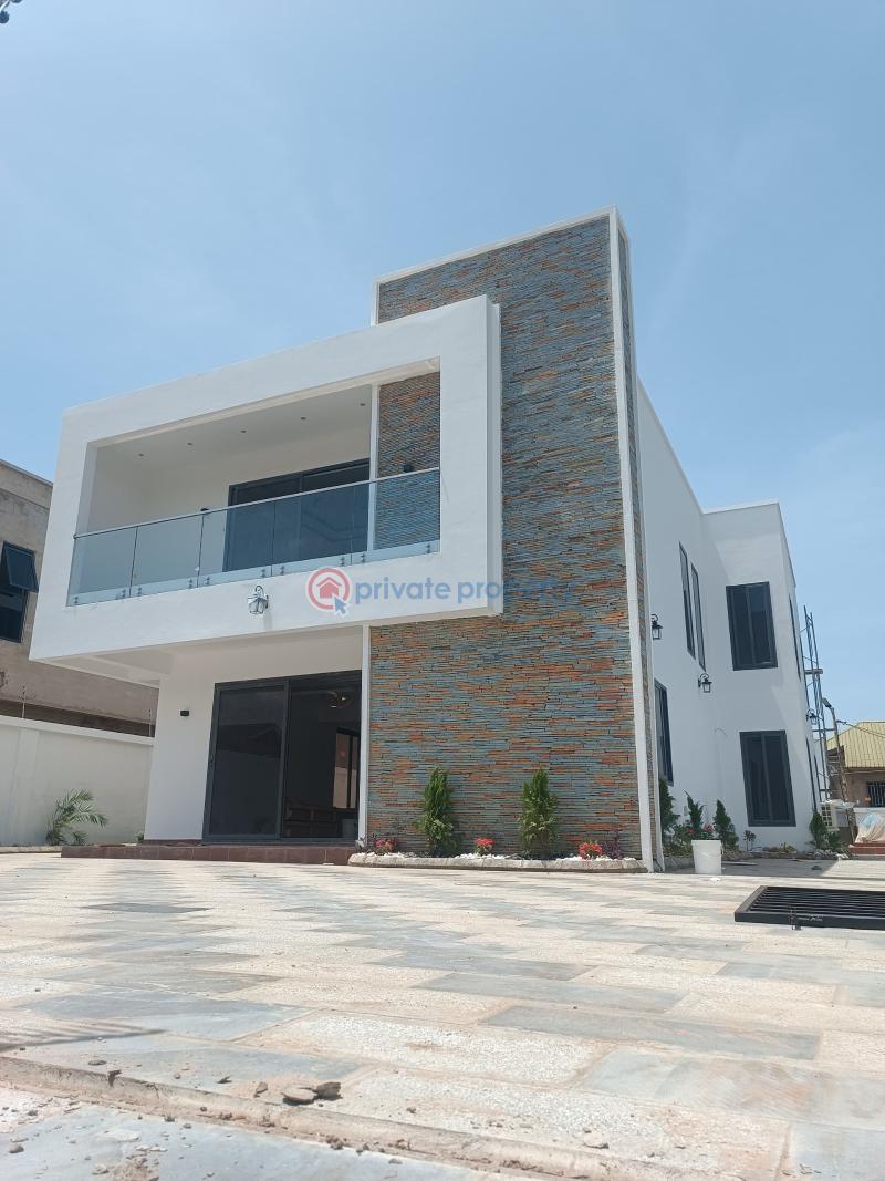6 bedroom Detached Duplex For Sale Spintex Accra - 19