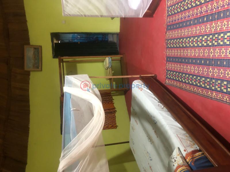 9 bedroom Hotel / Guest House For Sale Old Town Road Akwidaa Ahanta West Western Region - 1