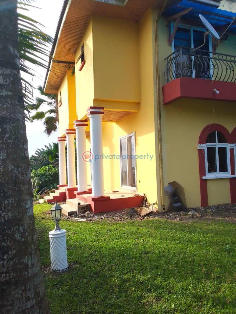 10 bedroom House For Sale Brekusu Kwabenya Ga East Municipal Accra - 1