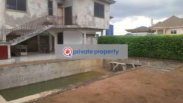 12 bedroom Block of Flats For Sale &nbsp;behind Allied Filling Station Adjiringanor East Legon Accra - 8