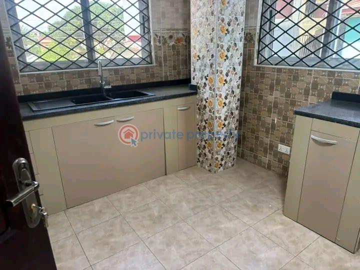 2 bedroom Apartment For Rent Achimota Accra - 7