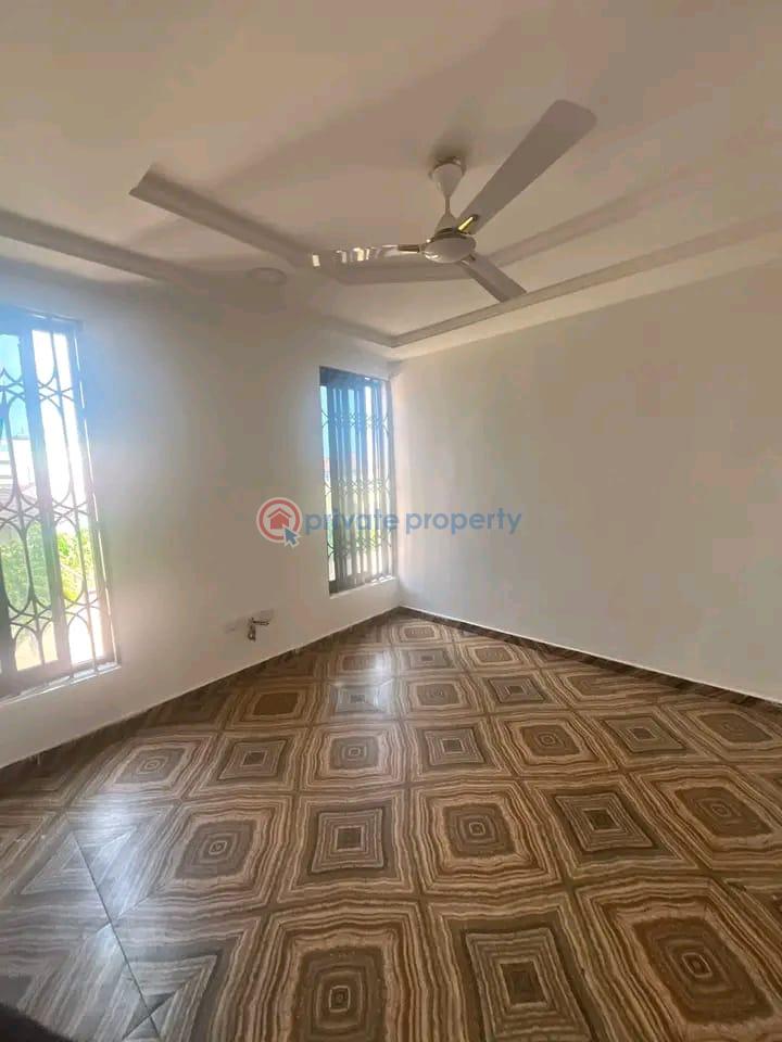2 bedroom Apartment For Rent Dansoman Accra - 5