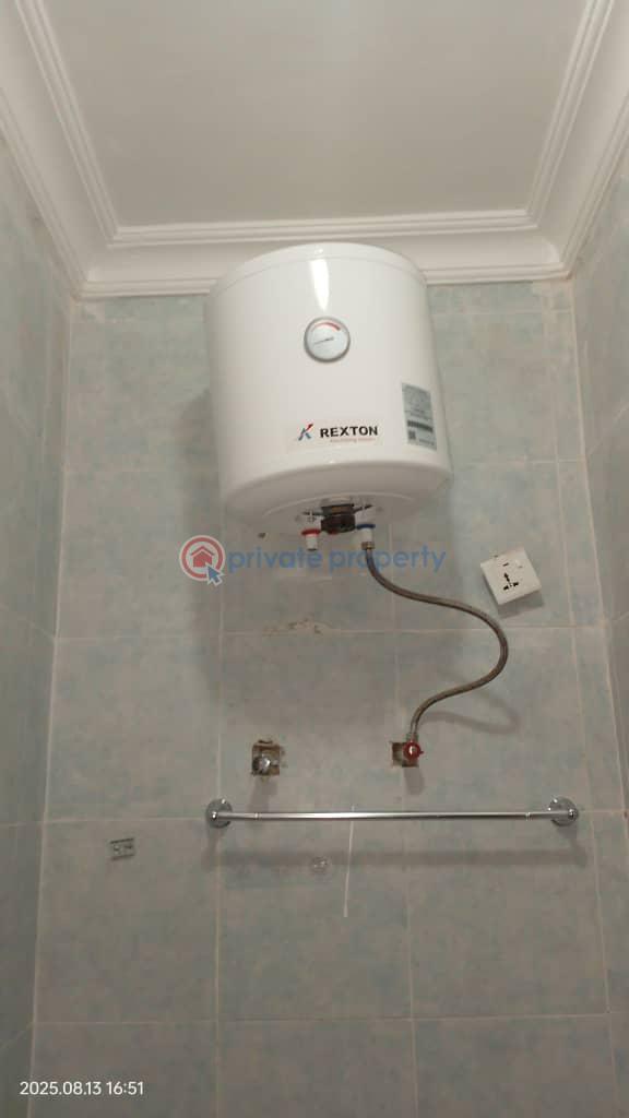 2 bedroom Apartment For Rent Dome Paraku Estate. Dome Ga East Municipal Accra - 3