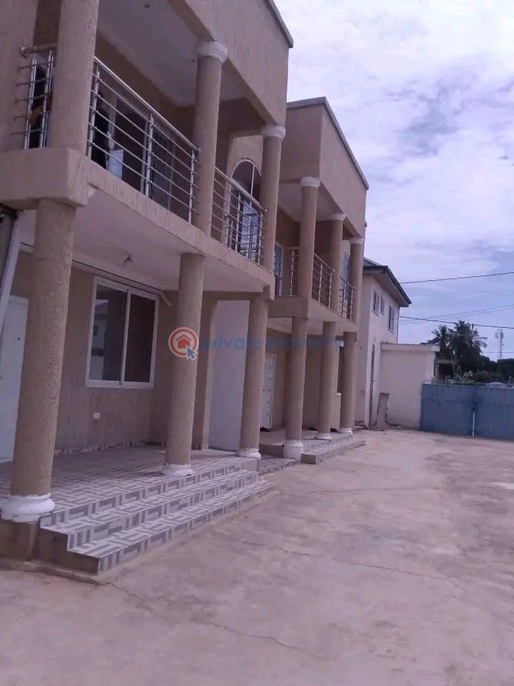 2 bedroom Apartment For Rent Community Lapaz Accra - 1