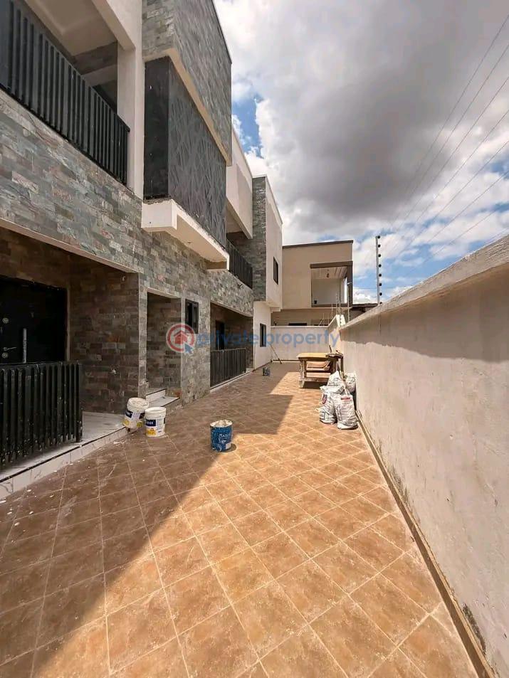 2 bedroom Apartment For Rent Ogbojo East Legon Accra - 0
