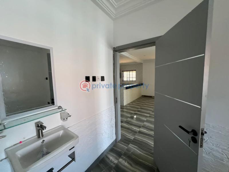 2 bedroom House For Rent Airport Residential Area Accra - 11