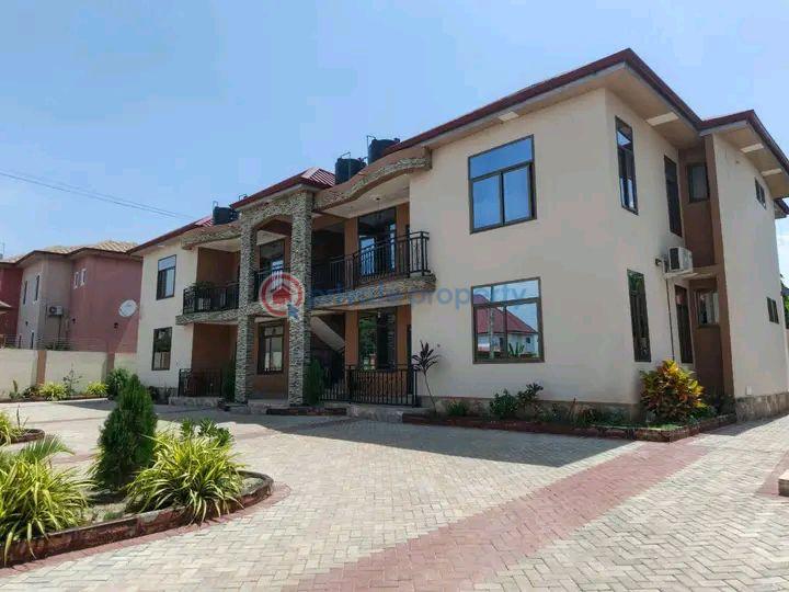 2 bedroom Apartment For Rent East Airport Airport Residential Area Accra - 1