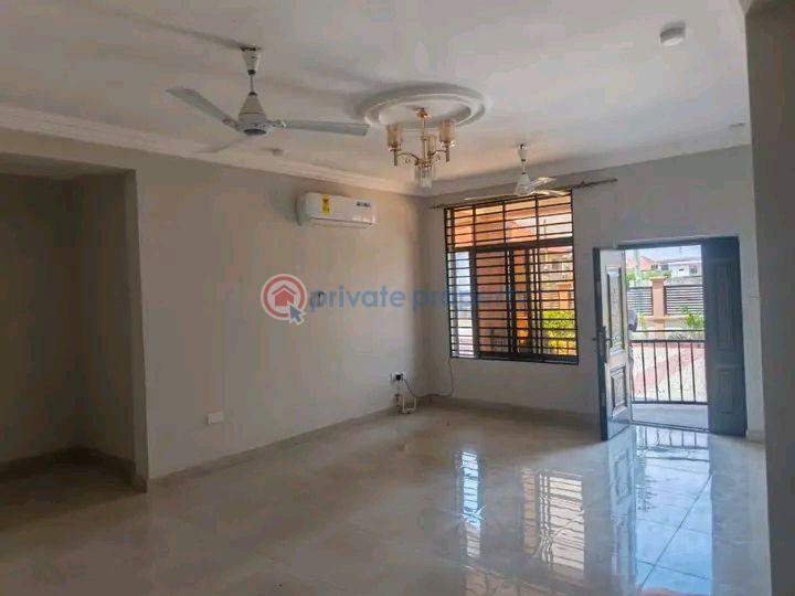 2 bedroom Apartment For Rent East Airport Airport Residential Area Accra - 12