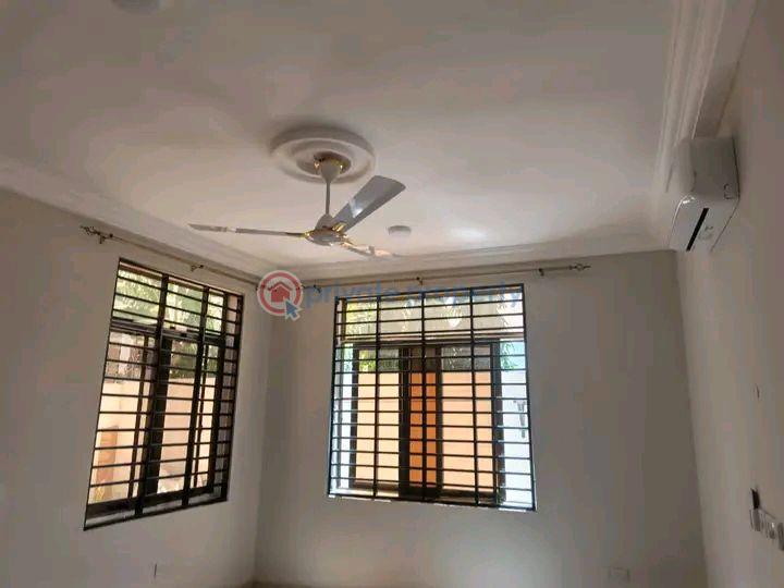 2 bedroom Apartment For Rent East Airport Airport Residential Area Accra - 13