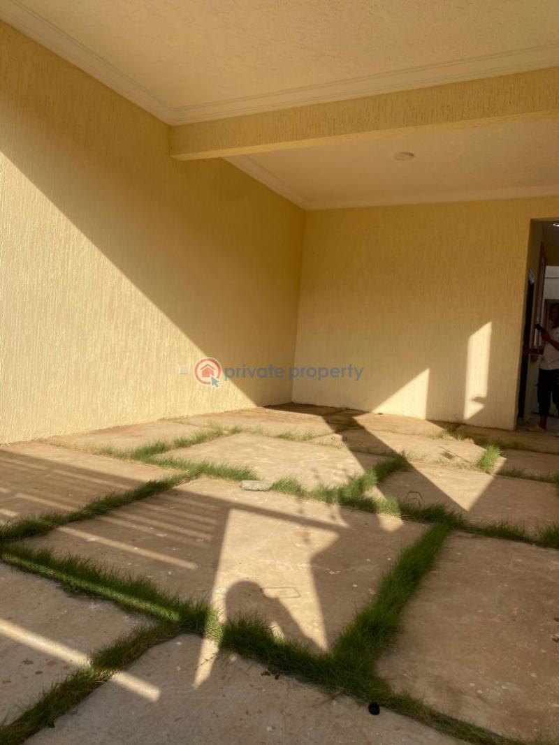 2 bedroom House For Rent Achimota Mile 7. Close To The Achimota Mall Accra - 0
