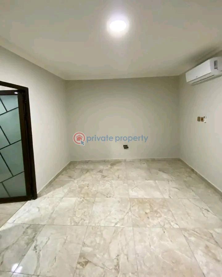 2 bedroom Townhouse For Rent Upsa Madina La Nkwantanang Madina