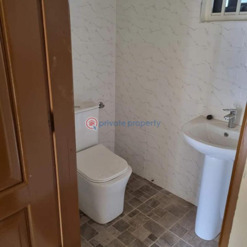 2 bedroom Apartment For Rent Madina Taxi Tank, Near Taxi Rank Madina La Nkwantanang Madina Municipal Accra - 5