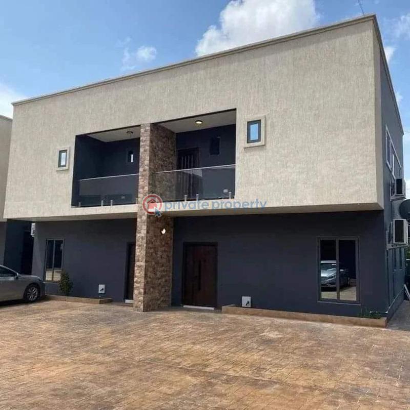 2 bedroom Townhouse For Rent Upsa Madina La Nkwantanang Madina Municipal Accra - 0