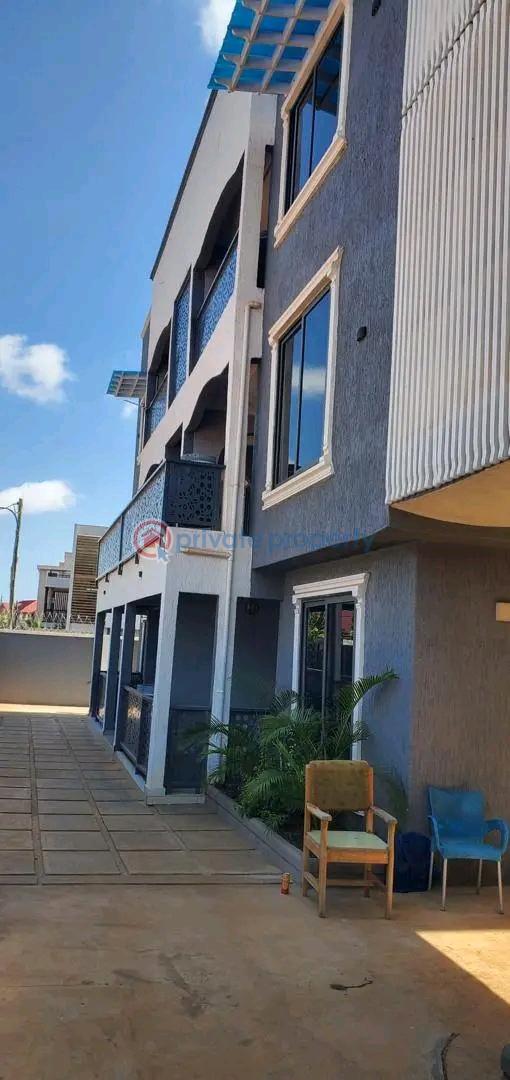 2 bedroom Apartment For Rent East Airport Airport Residential Area Accra - 1