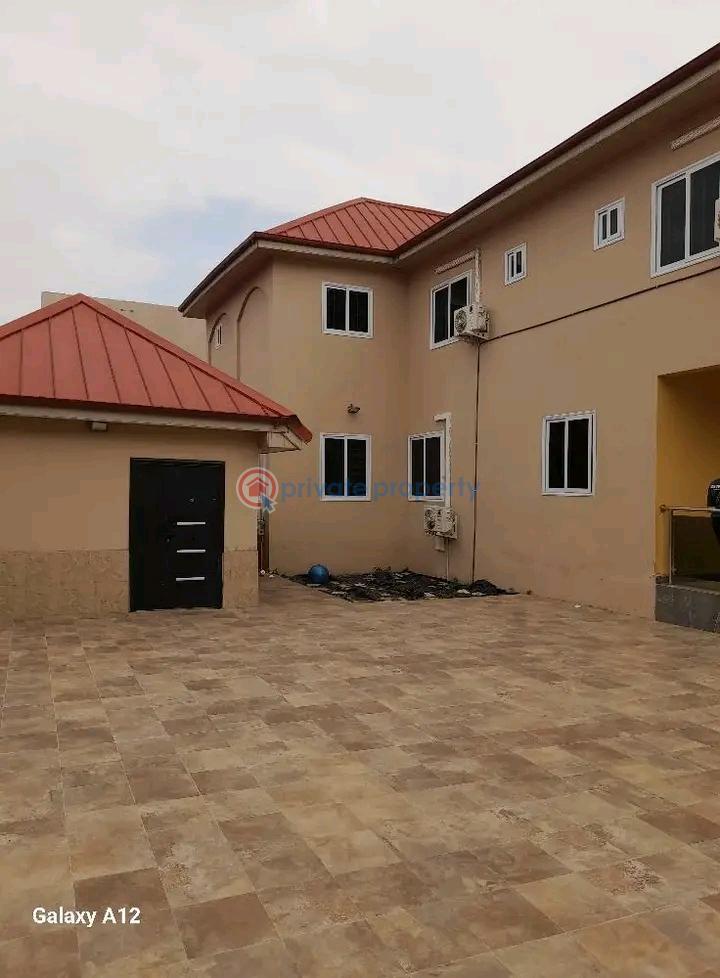 2 bedroom Apartment For Rent East Airport Airport Residential Area Accra - 0