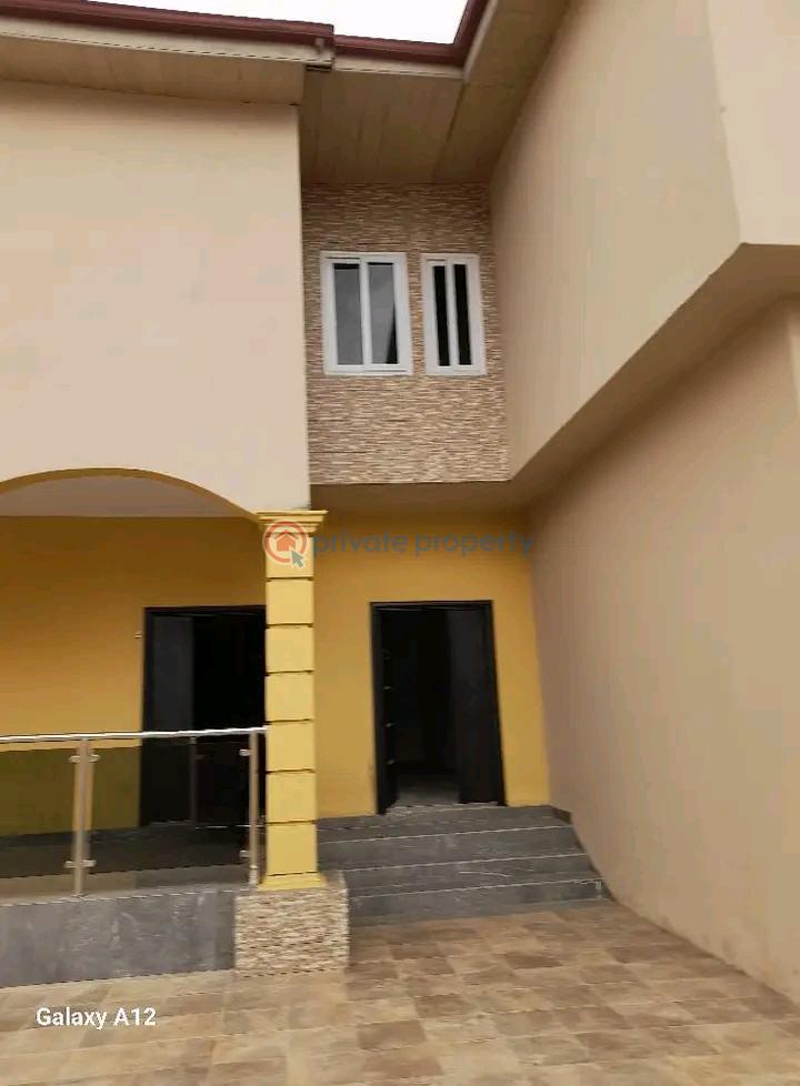 2 bedroom Apartment For Rent East Airport Airport Residential Area Accra - 5