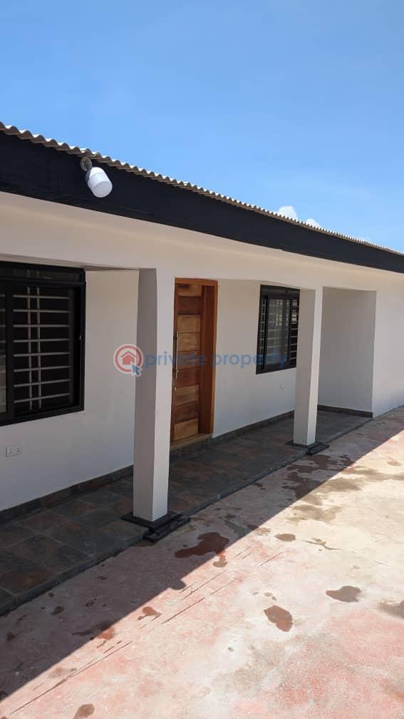 2 bedroom Apartment For Rent South La Labadi-Aborm Accra - 0